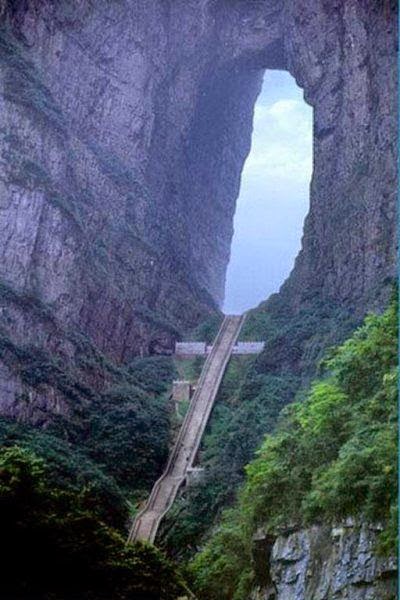 La puerta del cielo en China, Heaven´s Gate, la gran Muralla China, 