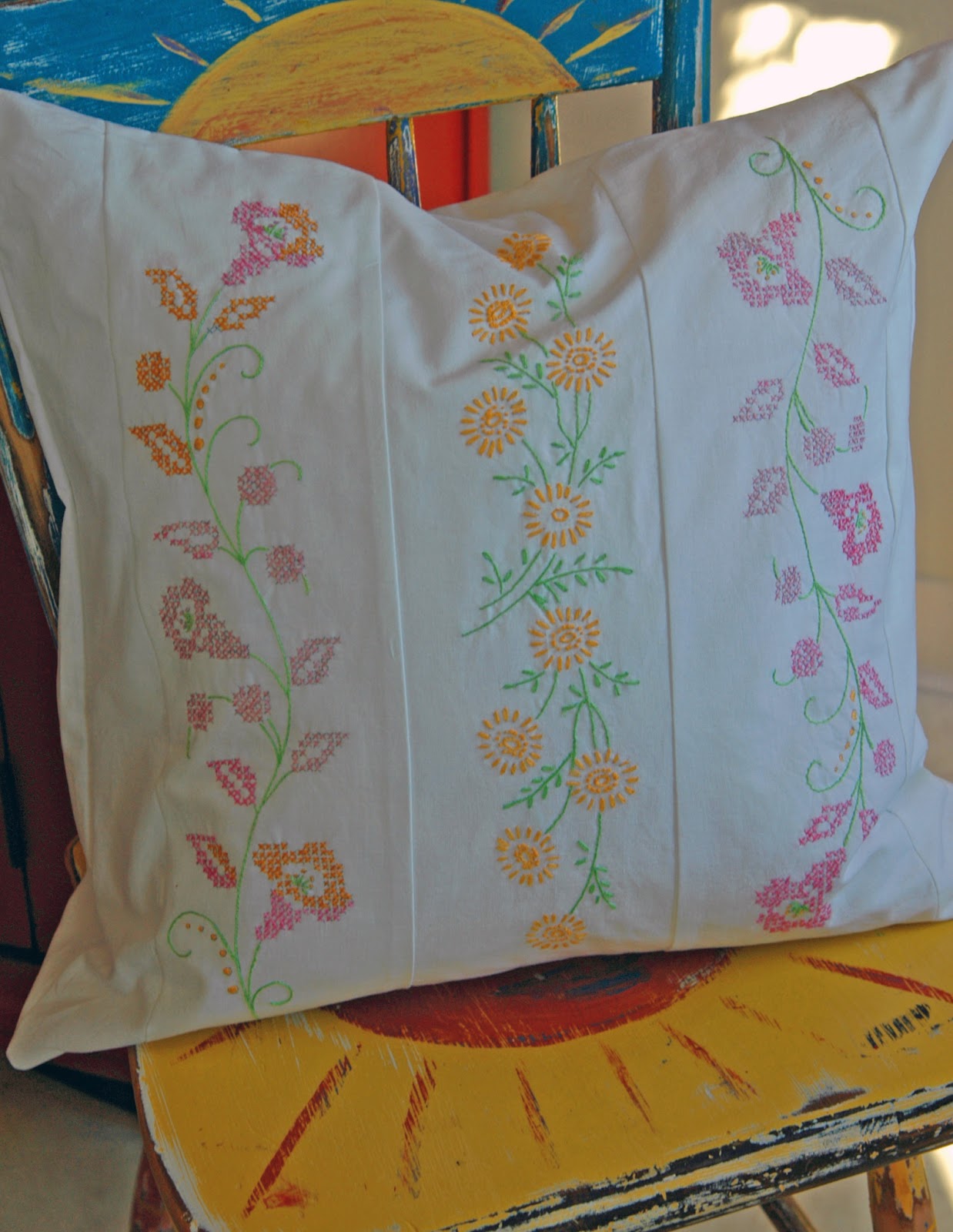 deborah jean's DANDELION HOUSE and GARDEN : New/Old Embroidered Pillow