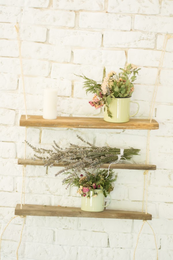 Estantería diy madera y cuerda