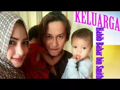 Selain Kasusnya Yang Sedang Banyak Diberitakan Istri Dan Mobil Sport Habib Bahar Bin Smith Turut Mencuri Perhatian