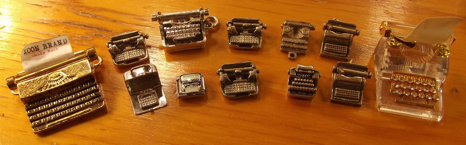 oz.Typewriter: Smallest Typewriter Collection