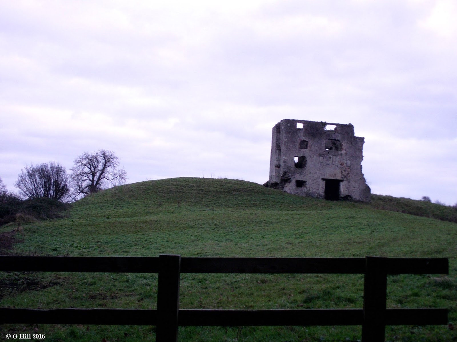 Ireland In Ruins Newcastle Castle Co Wicklow