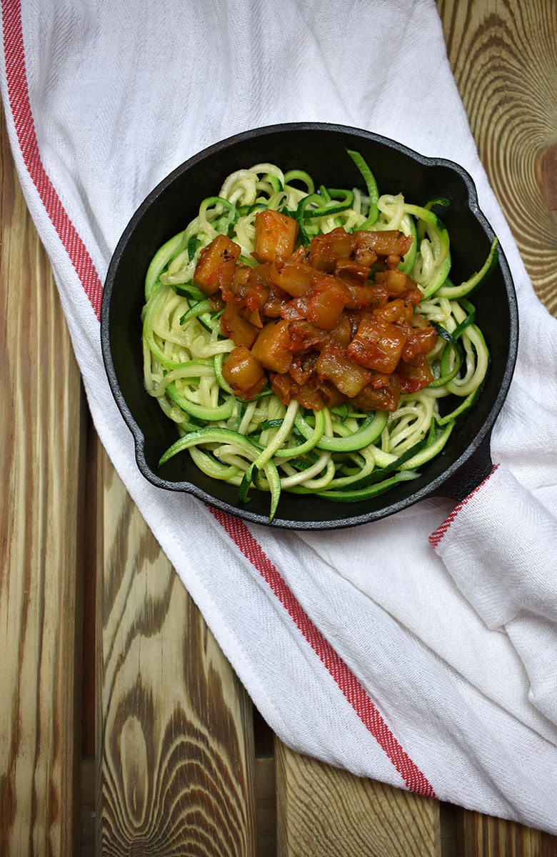 Espaguetis de calabacín con boloñesa vegana de berenjena – Pasión por