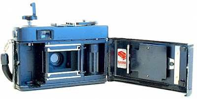 Konica C35 Automatic, Film box