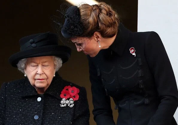 Queen Elizabeth, Kate Middleton, Meghan Markle, the Duchess of Cornwall, the Countess of Wessex at Cenotaph