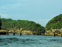 Pantai Jembatan Panjang, +62 822-333-633-99, Travel Malang Semarang, Travel Semarang Malang, Wisata Malang