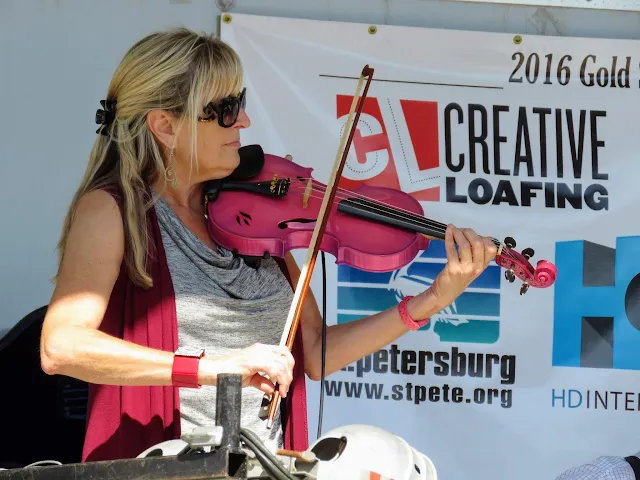 Fiddler playing Folkfest St. Pete