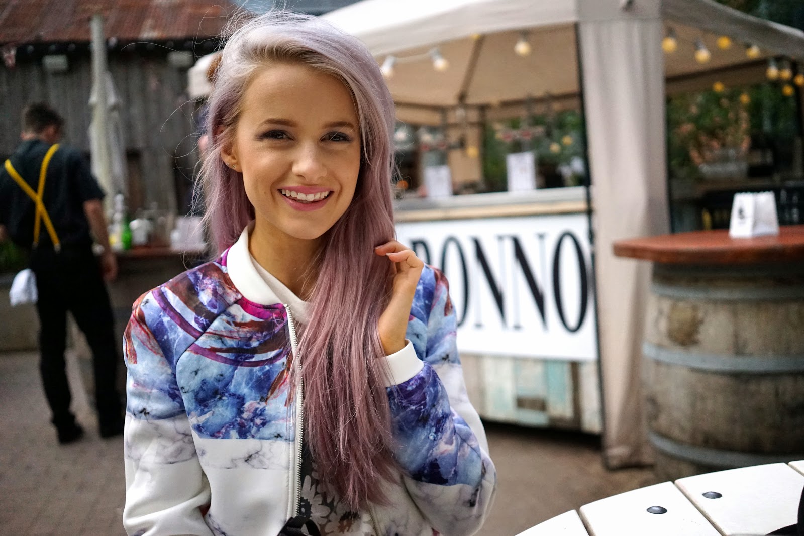 Victoria InTheFrow