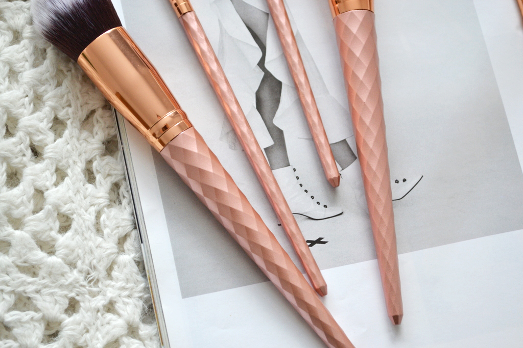 The Bargain Makeup Brushes From eBay (That Are Totally Instagrammable