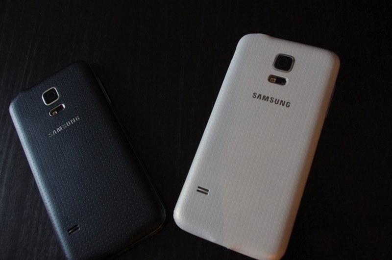 Possíveis imagens do galaxy S5 mini da samsung