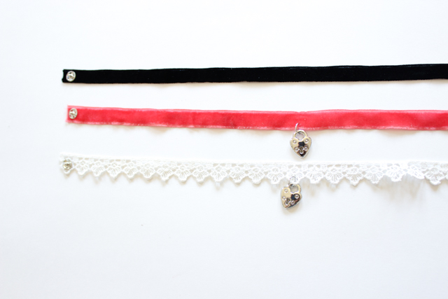 DIY velvet charm chokers DIY velvet charm chokers