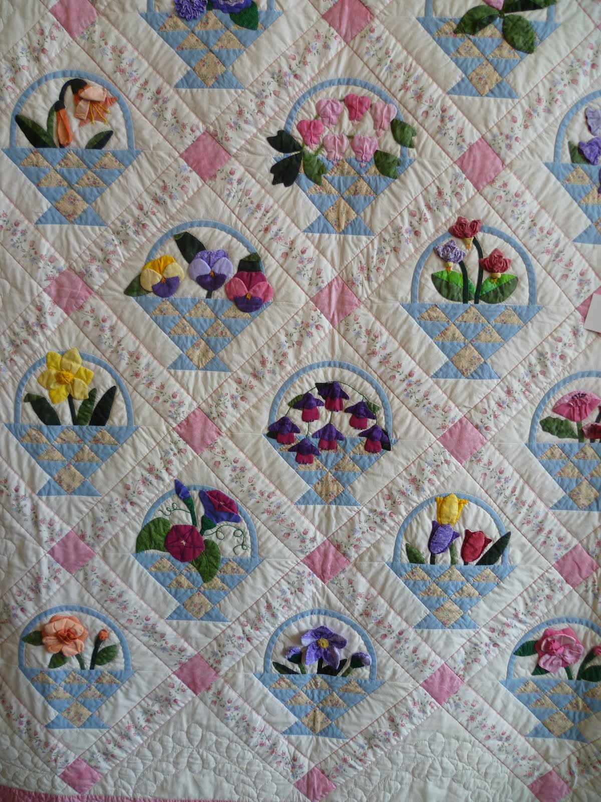 Weyburn Crocus Quilters Tombstone, AZ Quilt Show & Arizona Quilt Retreat