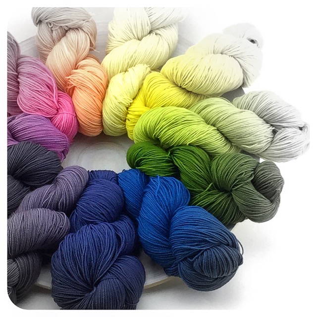 Wren House Yarns Yarn Along..