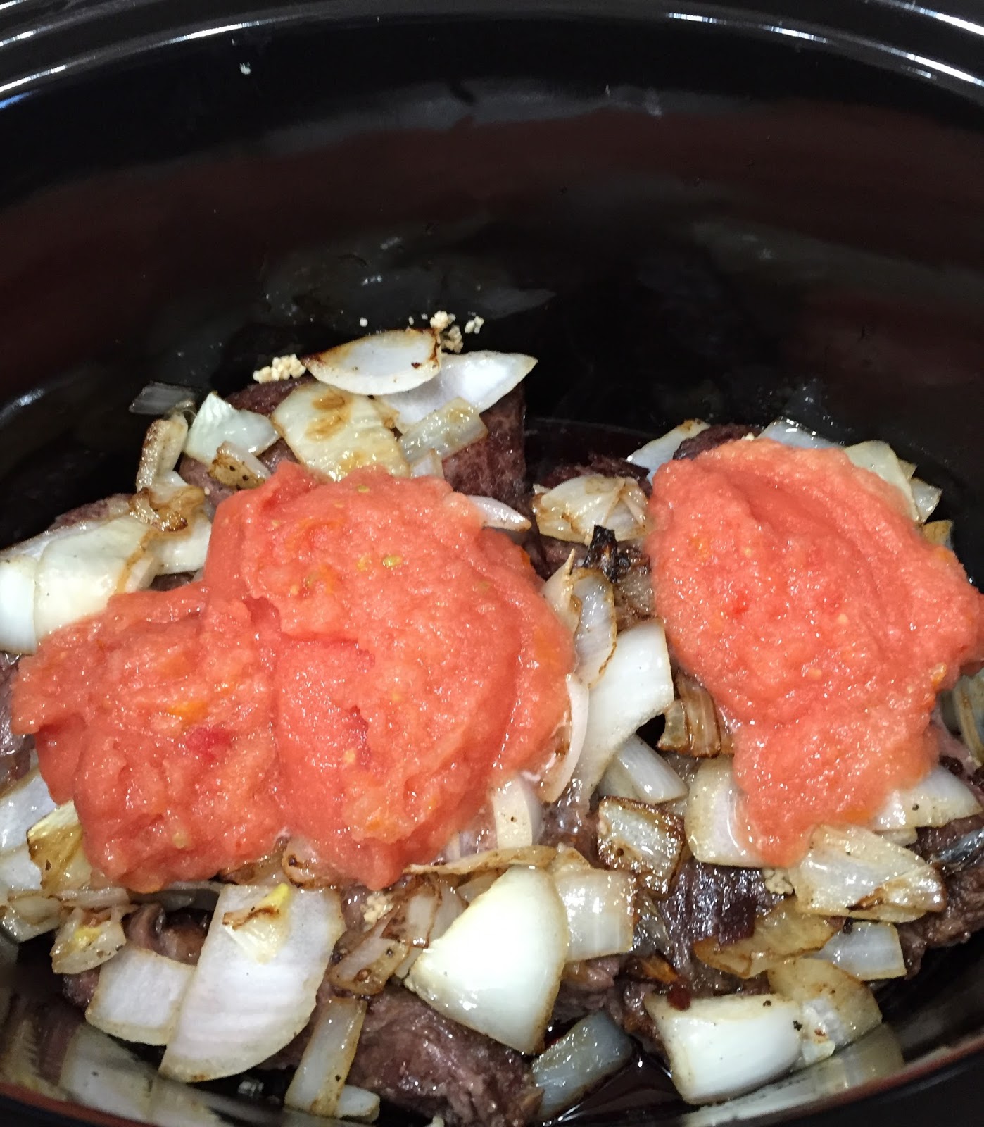 LIFE IS GOOD: SLOW COOKER BEEF SHORT RIBS