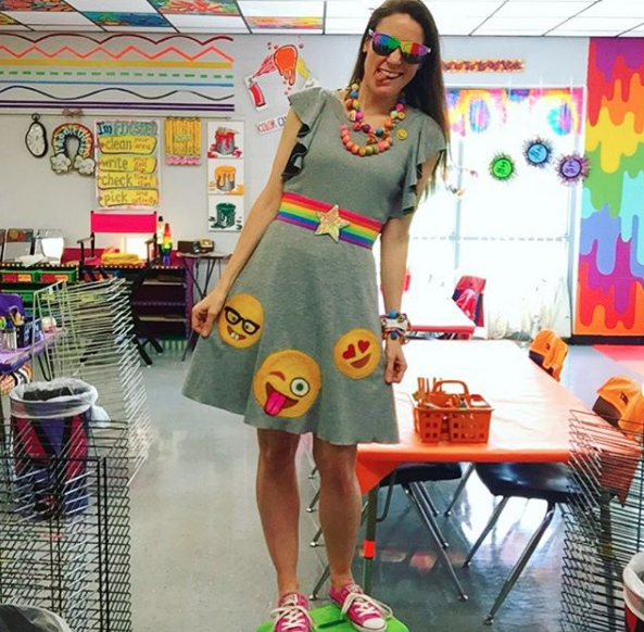 Cassie Stephens: art teacher clothes