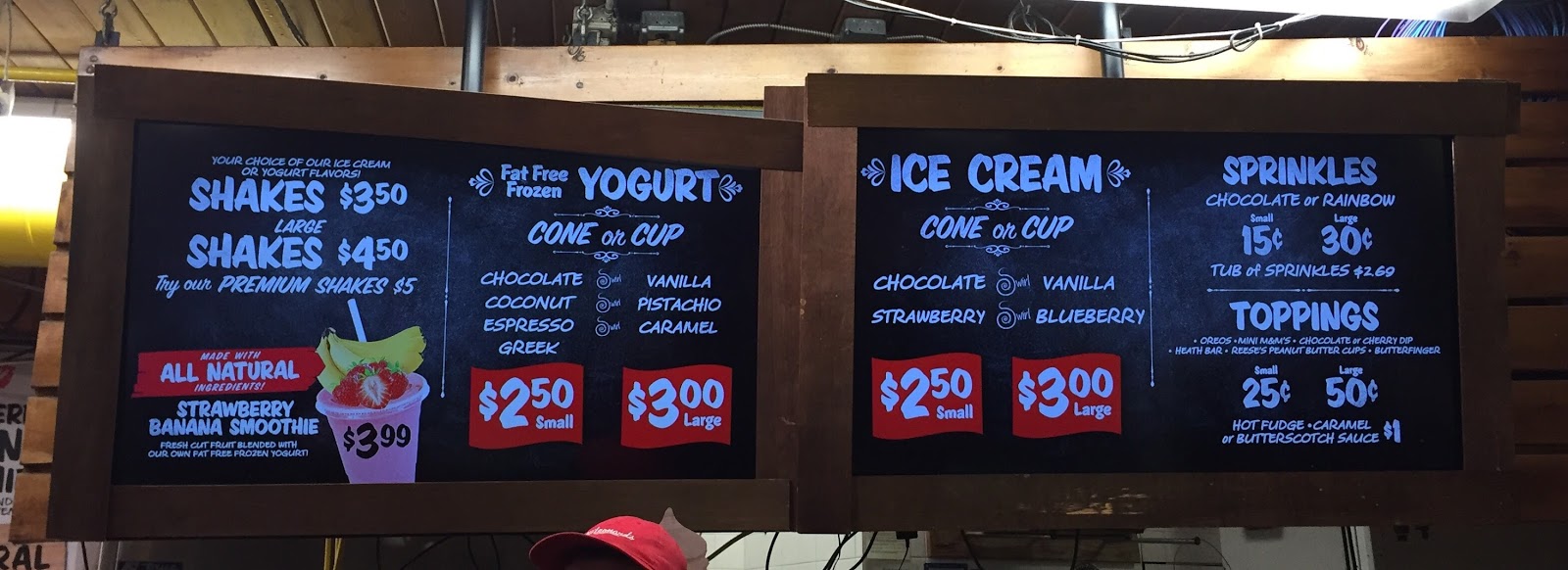 Strawberry Ice Cream From Stew Leonard's / ステューレナーズのストロベリー アイスクリーム I