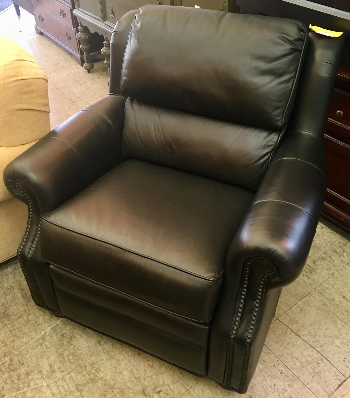 Uhuru Furniture & Collectibles Black Leather Recliner with Nailhead