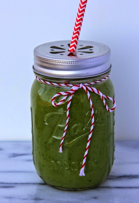 Spinach Pear Green Smoothie with Stonyfield yogurt