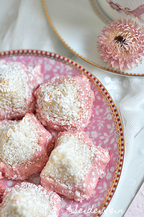 rosa Kokosberge * recipe * pink coco mountains