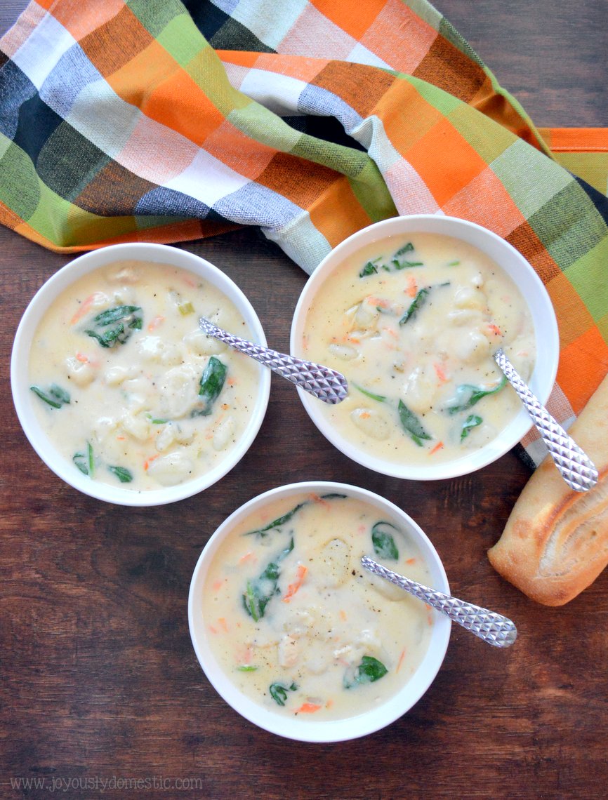 Joyously Domestic: Creamy Chicken and Gnocchi Soup {Olive Garden Style}