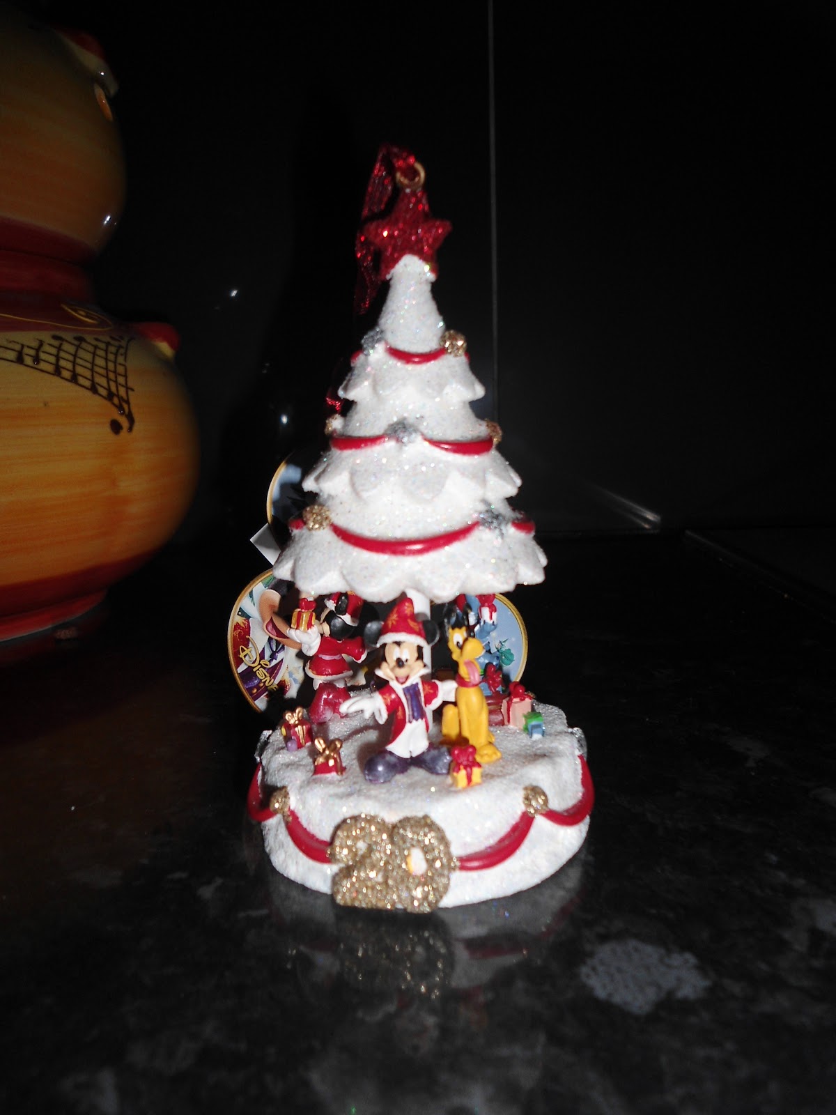Disney, Ma passion: boule de sapin de noel des 20 ans de disneyland