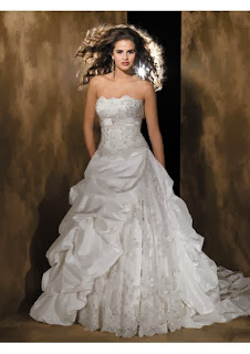 Finding Discount Wedding Gowns Online