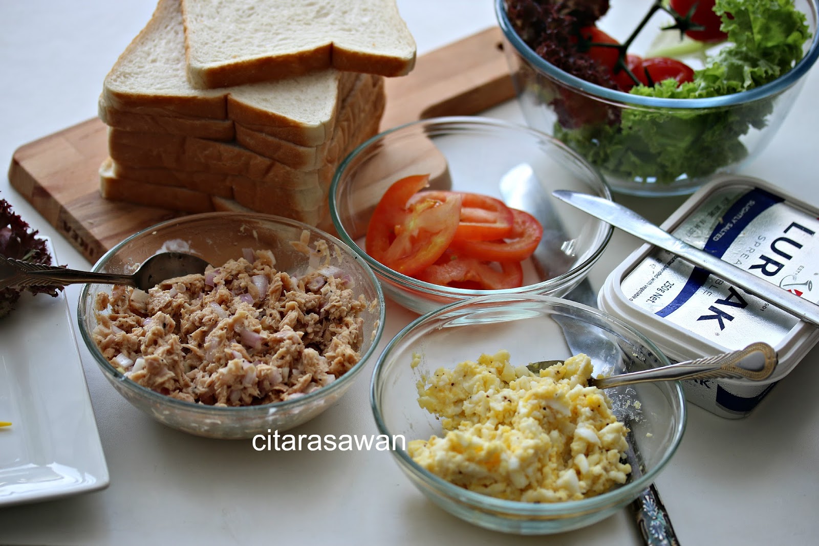 Resipi Sandwich Telur dan Tuna Mayo / Eggs and Tuna Mayo Sandwich Sedap