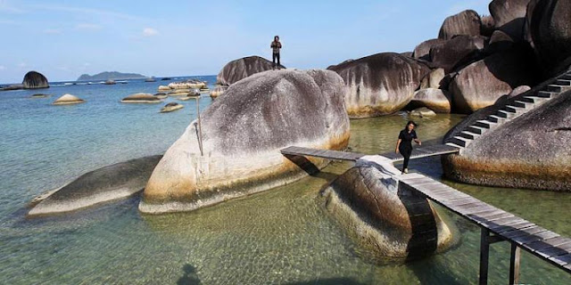 Jangan Sampai Diklaim Lagi! Nikmati Keindahan Tersembunyi Pulau Ujung Utara Indonesia, Natuna Jangan Sampai Diklaim Lagi! Nikmati Keindahan Tersembunyi Pulau Ujung Utara Indonesia, Natuna