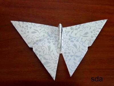 Seputar Dunia Anak Cara membuat origami kupu kupu 