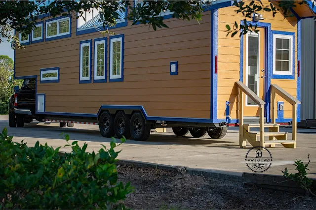 Cox tiny house - Moveable Roots