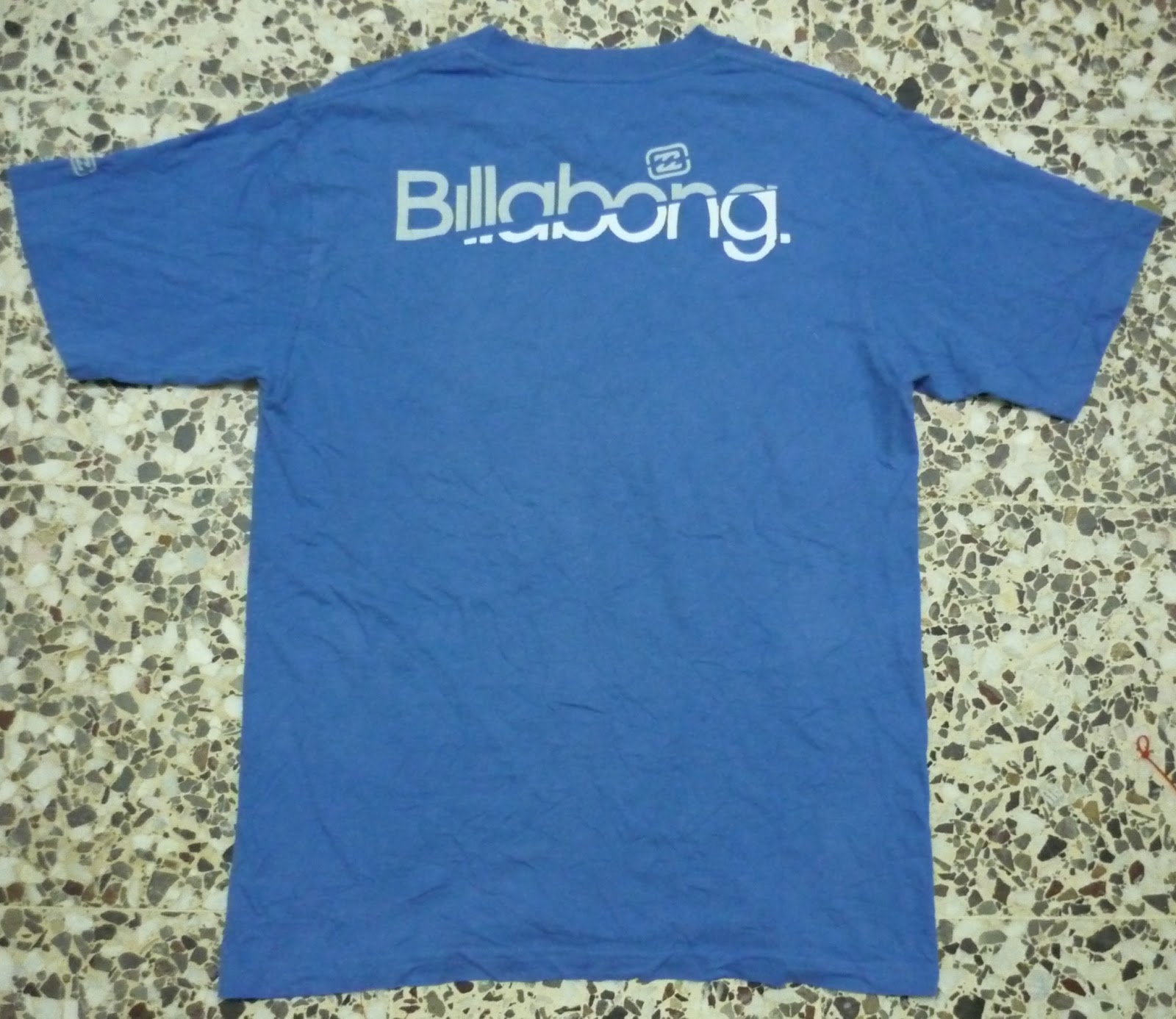 Clayback Bush Thrift Store: [T Shirt] Billabong Ocean Blue Medium Size