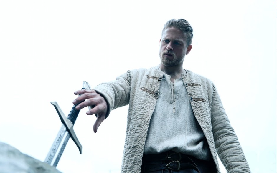 Rei Arthur: A Lenda da Espada | Trailer final dá novos significados à épica história