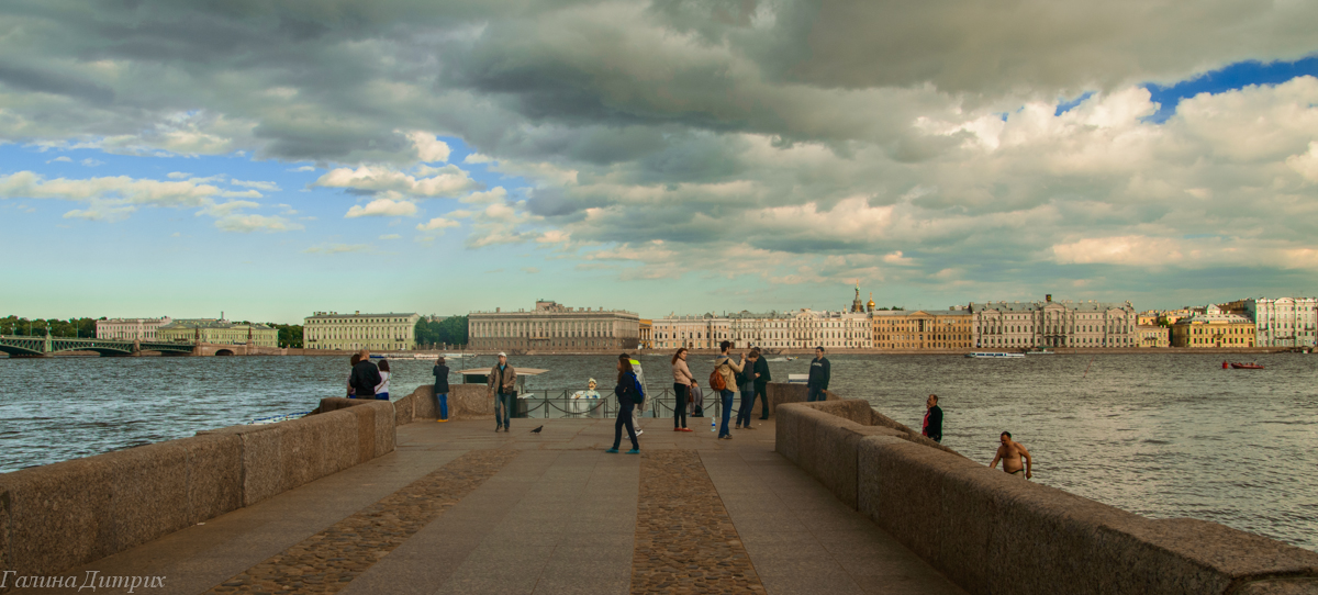 Набережная Петропавловской крепости фото