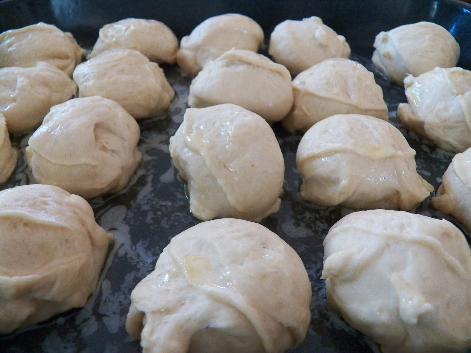 No Knead Dinner Rolls Sid s Sea Palm Cooking