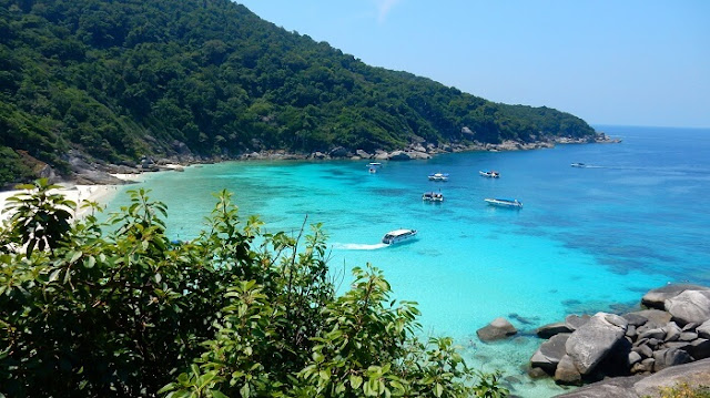 Holiday | Syurga Pantai Pasir Putih & Laut Biru - Phuket