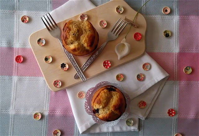 muffins leche condensada chocolate blanco moras fácil rico delicioso horno desayuno merienda postre