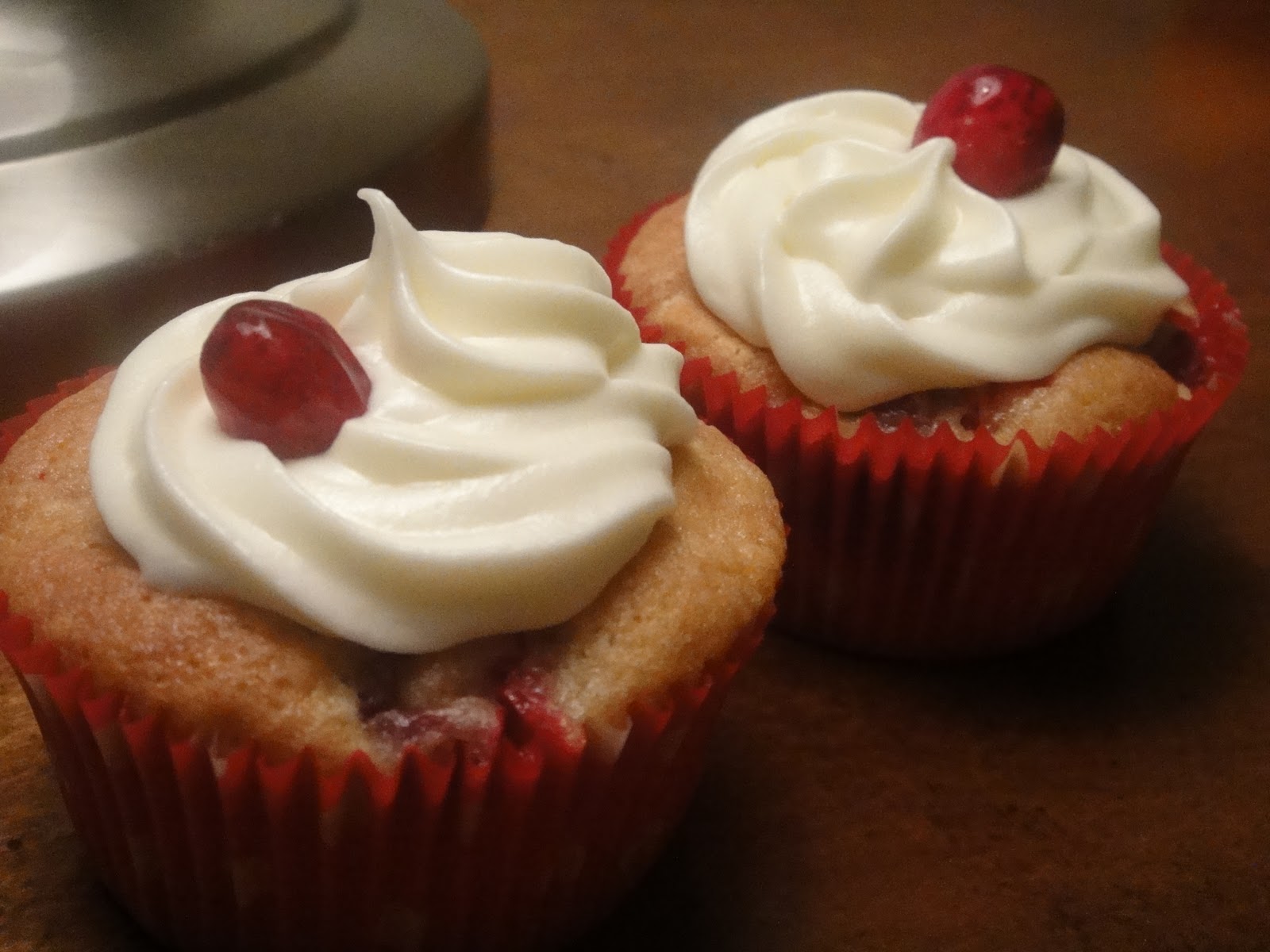 Sugarcoated White Chocolate Cranberry Cupcakes