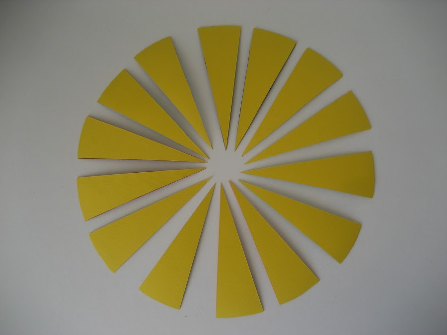 Diposición en círculo de las cartas de juego de memoria