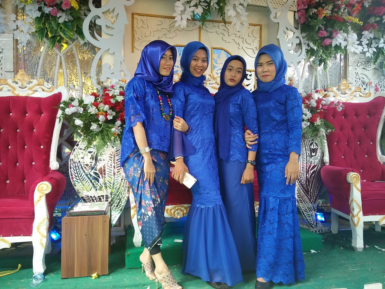 seragam baju pernikahan tradisional