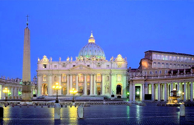 Saint Peter's Basilica and the Piazza San Pietro in Rome at the Vatican. Photo: WikiMedia.org.