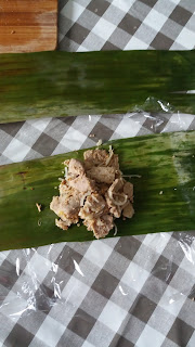 Petits nems fermentés du centre du Viêt Nam -"tré huế" ;Petits nems fermentés du centre du Viêt Nam -"tré huế"
