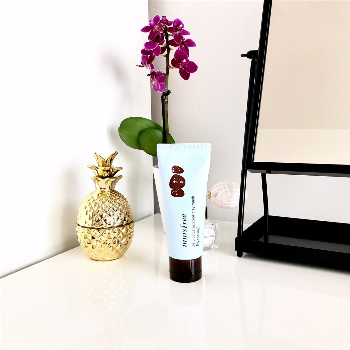 Innisfree Jeju Volcanic Color Clay Mask Hydrating glinkowa maseczka