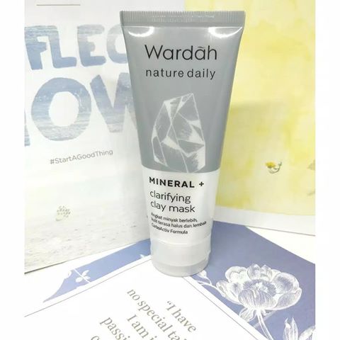 Ello crarify clearing clay mask. Ello crarify clearing clay mask. Пенка-маска глина отбеливающая япония. Vigonature calm kale clay mask. Ello crarify clearing clay mask.