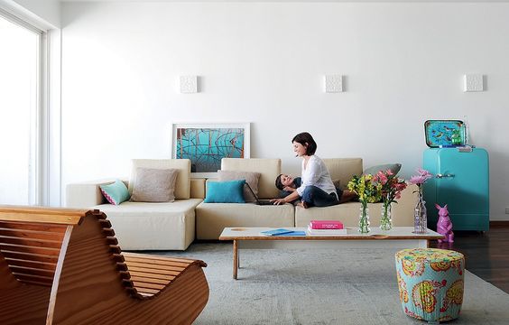 Casinha colorida: Salas de estar: muitas inspirações vintages