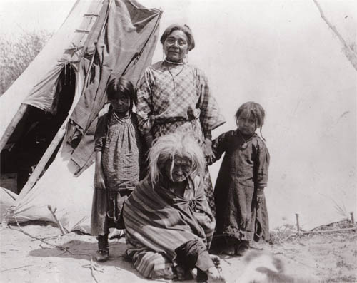 single men in shoshone What did the shoshone women do for a job it was strictly for the men who was the shoshone indian women who served as a single guide an interpreter on the lewis and clark. single men in shoshone What did the shoshone women do for a job it was strictly for the men who was the shoshone indian women who served as a single guide an interpreter on the lewis and clark.