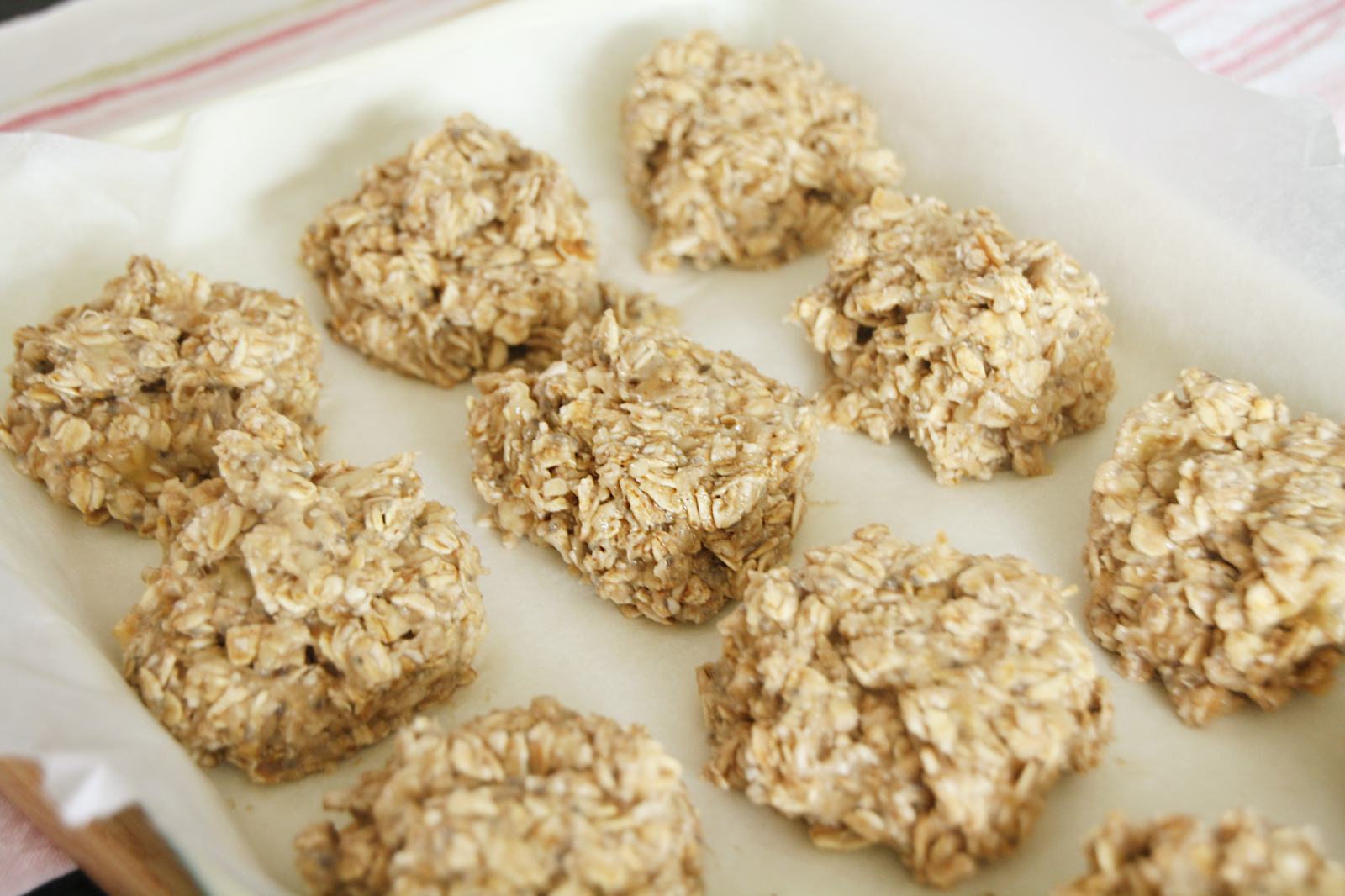 Healthy Banana Oat Cookies The Little Blog Of Vegan