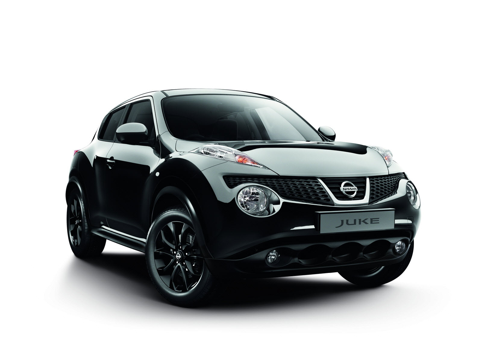 Nissan launched Juke "Kuro" Limited Edition Auto Car
