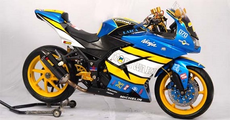 Kawasaki ninja 250 terbaru 2018 modifikasi ninja 4 tax