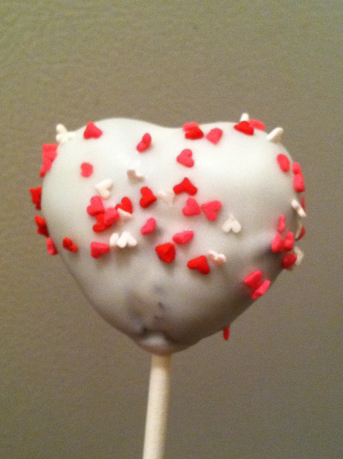 Julie Bakes Valentine's day cake pops