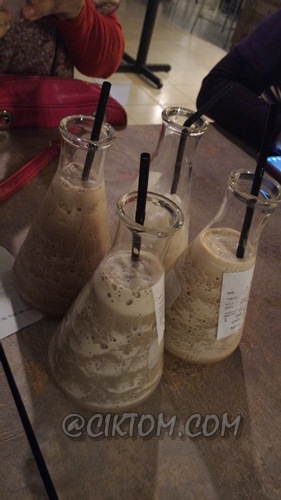 Ice blended in conical flask